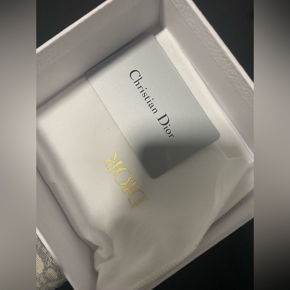 Dior Saddle Wallet - Picture 3 of 7